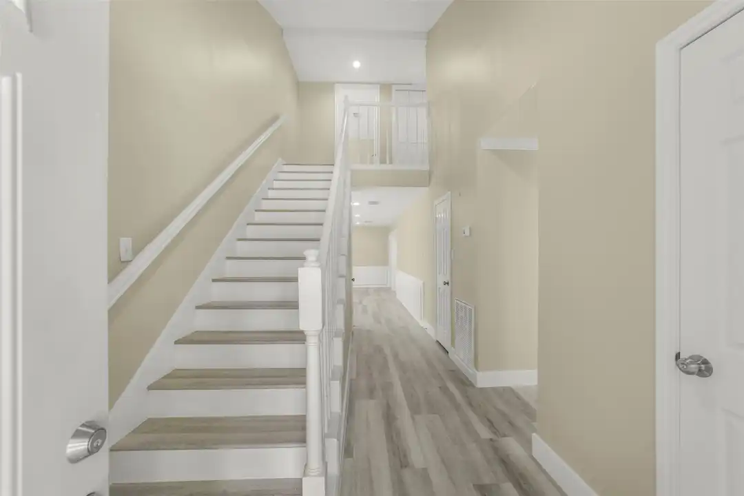 House in Houston - View 5