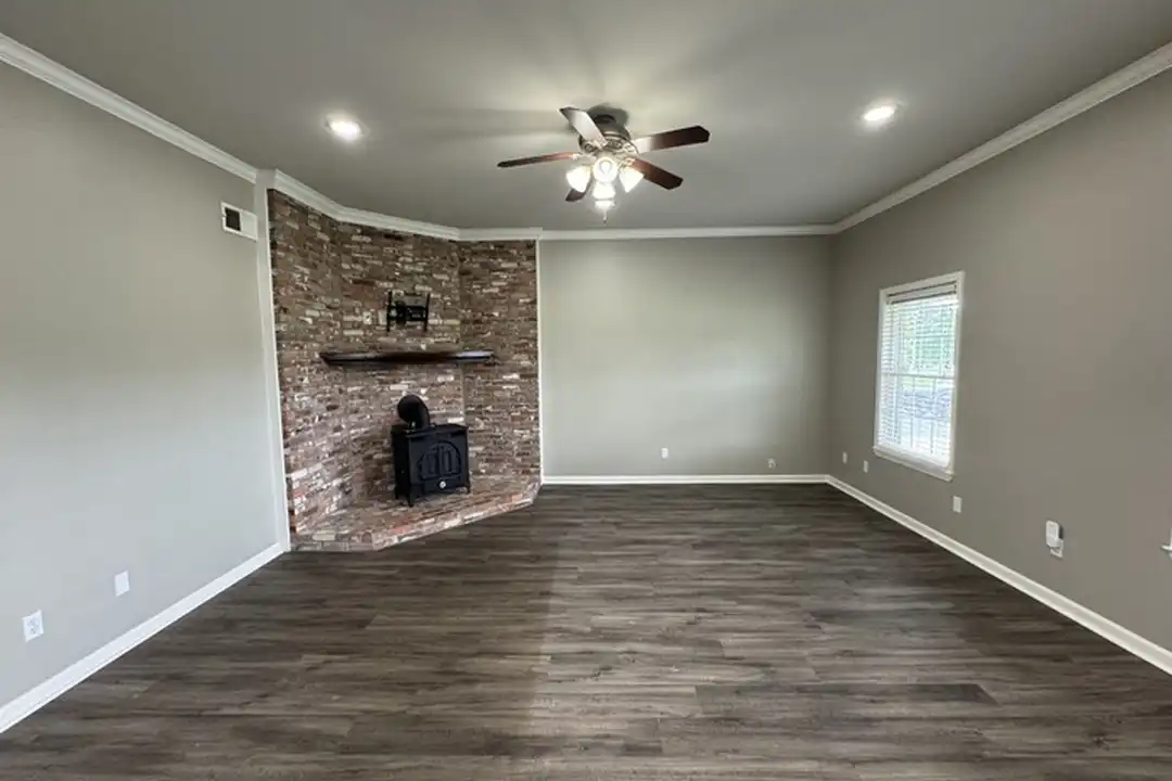 500 Oakdale Rd - View 3