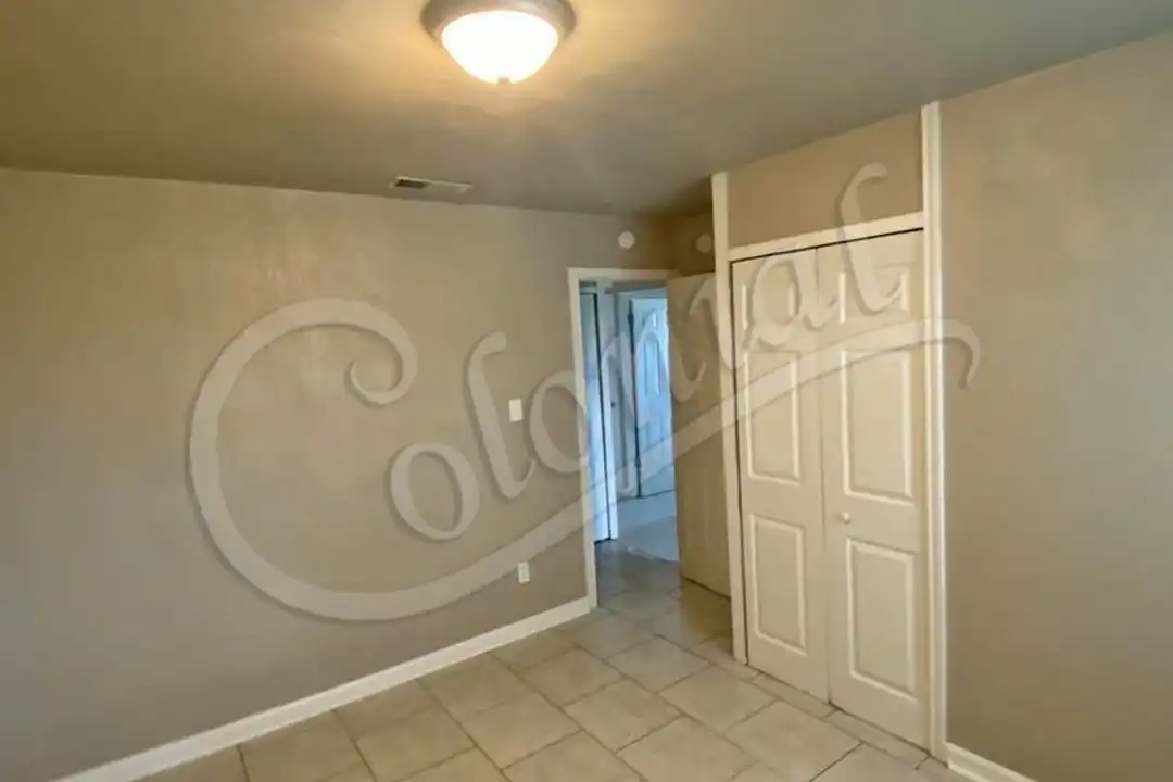 130 E Ruby Rd - More