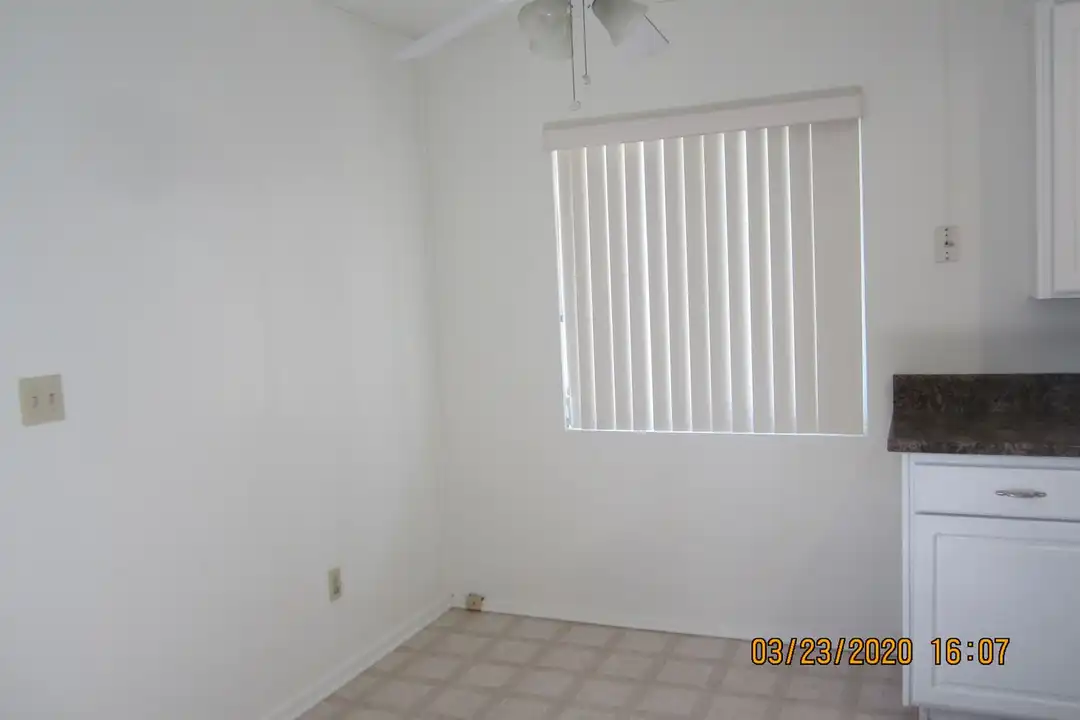 8314 Camelia Dr - View 6