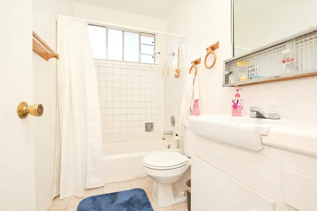 1905 E Florida St unit 7 - View 3