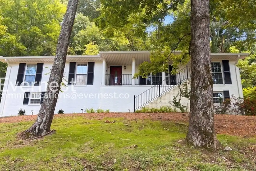 4829 Clairmont Ave – photo 1