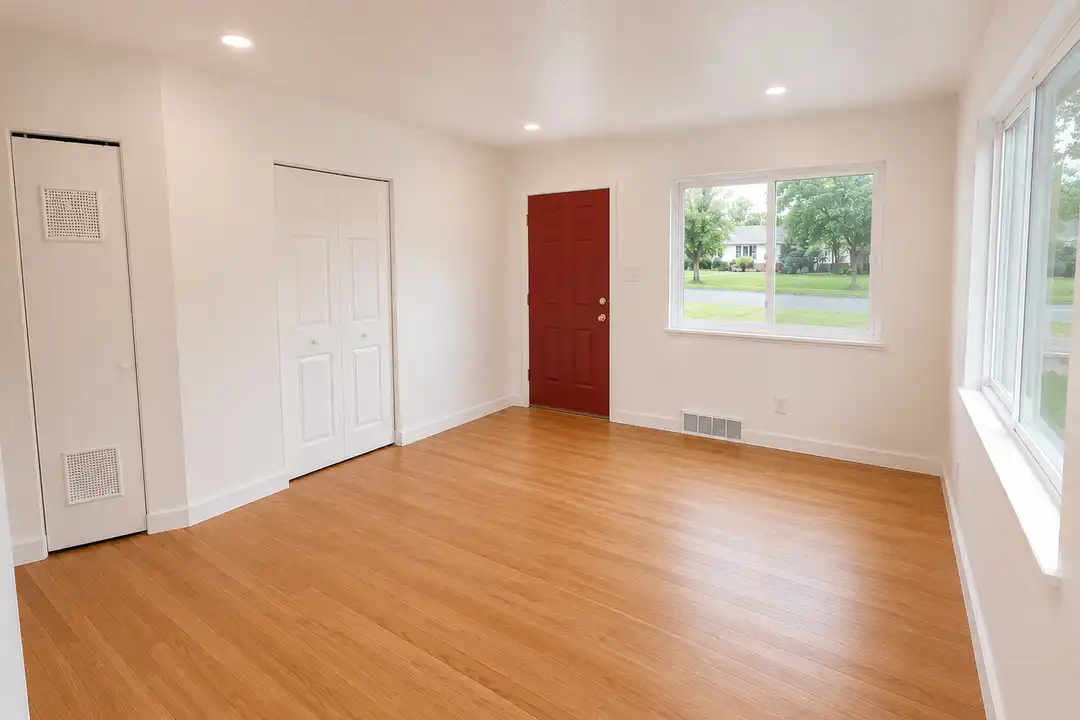 1303 Otis St - View 3