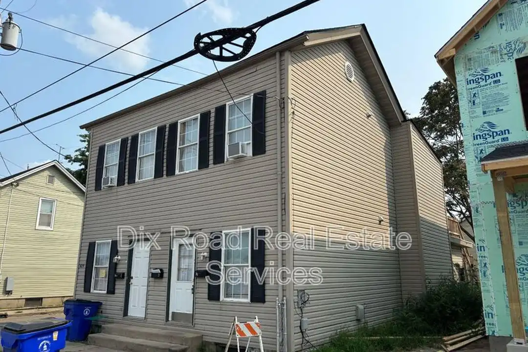 829 Maple Ave unit # 2 – photo 1 of 15