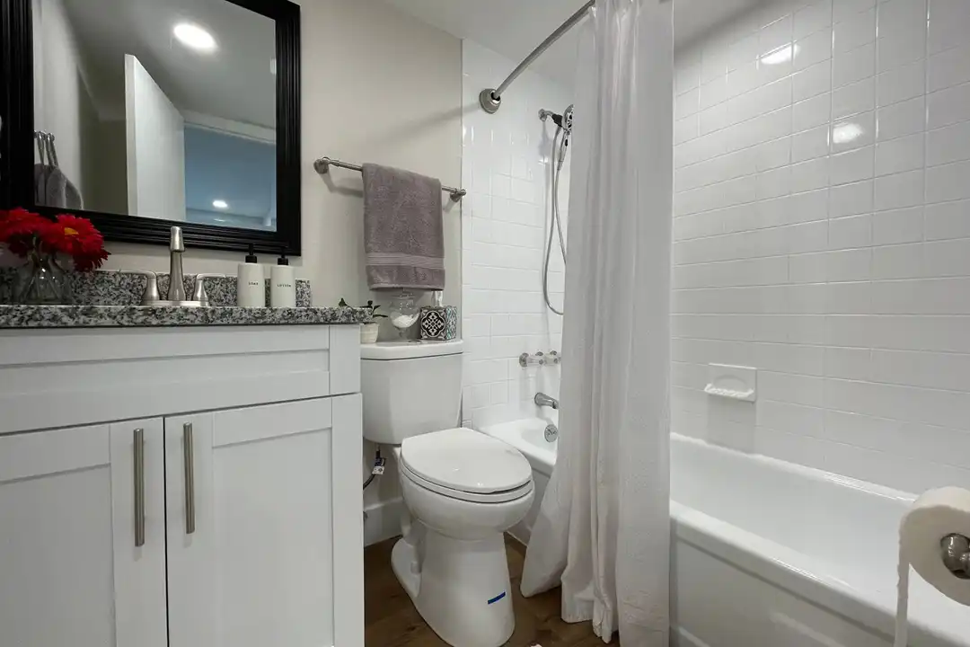 1225 Moselle Ave unit 15 - View 6
