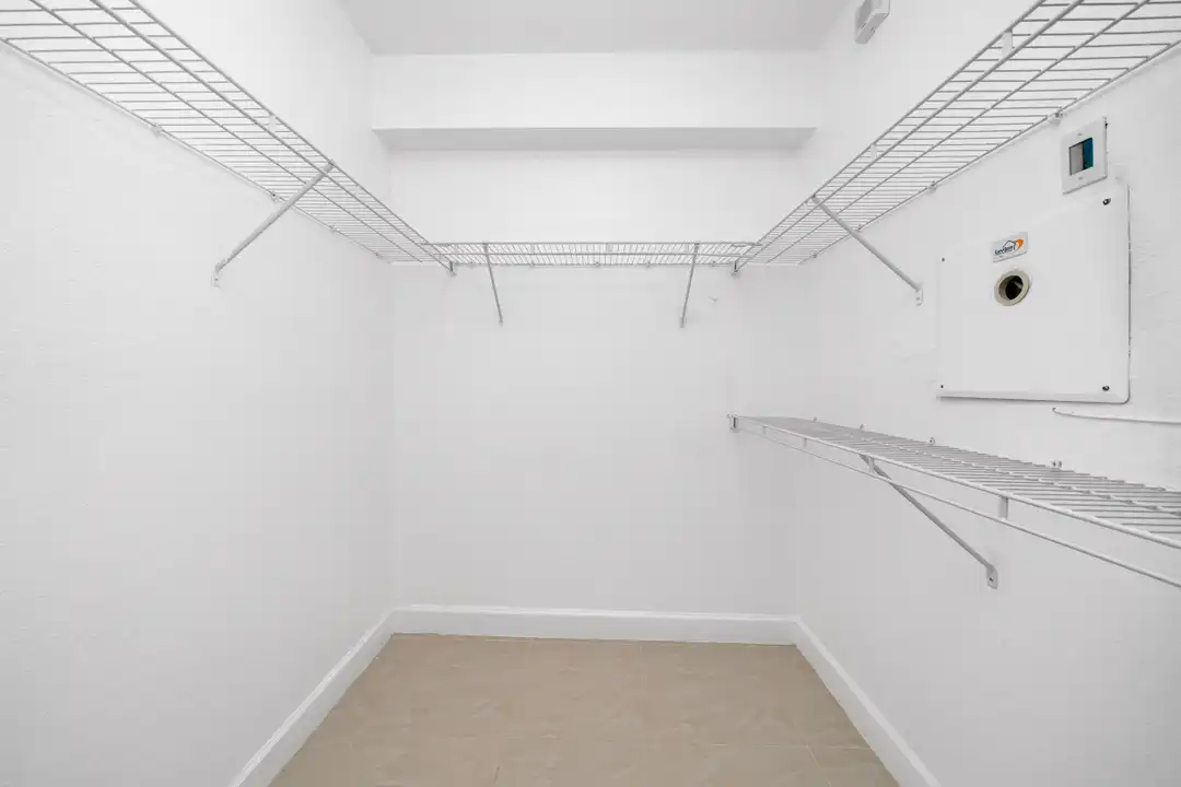 1830 Radius Dr unit 405 - View 6