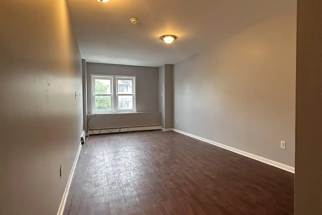 311 Clinton Ave unit 309 - View 5