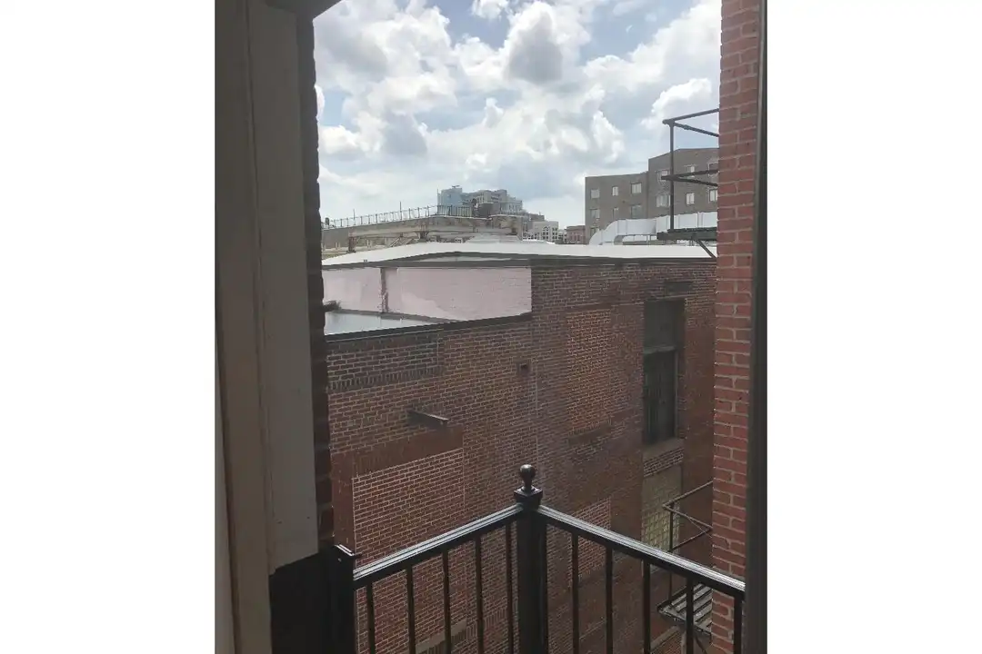52 N 2nd St unit 3 - More