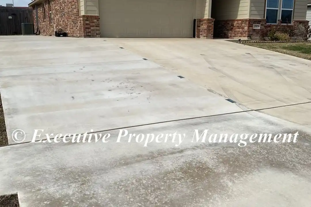 1781 Dryden Ave - View 3