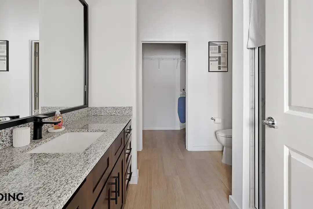 Apartment in Little Rock - More