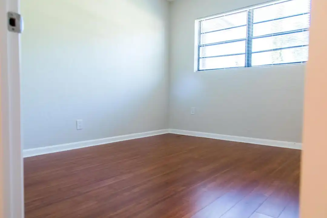 130 SW 14th Ave unit # 130 - View 5