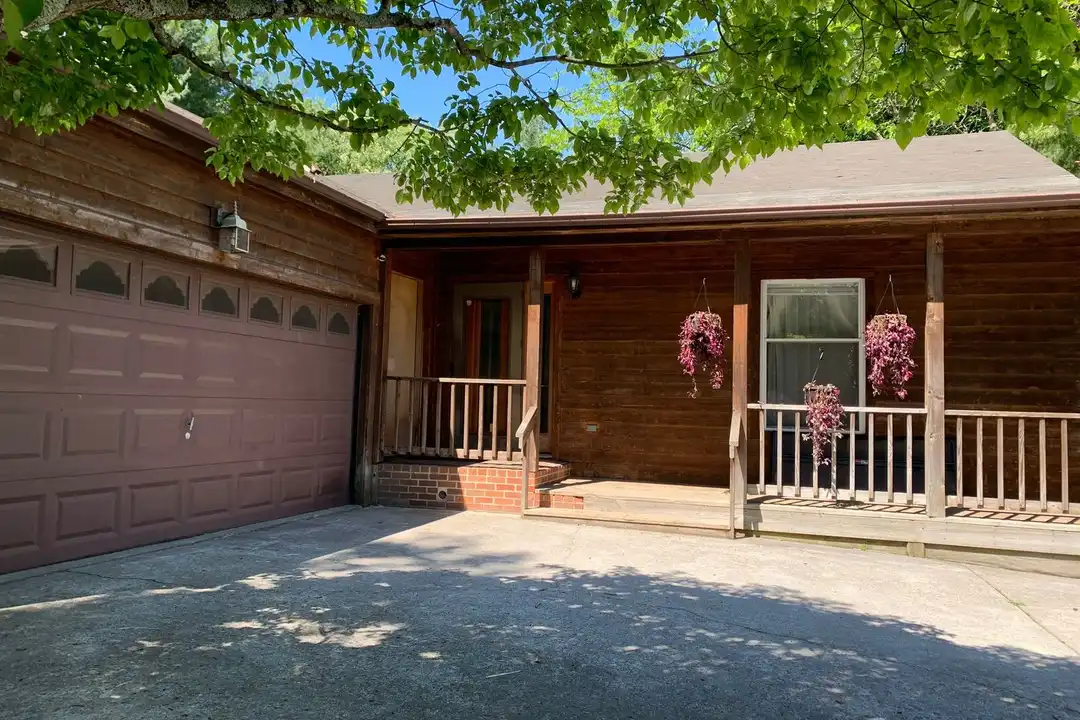 1101 Horseshoe Ln – photo 1