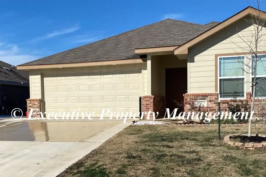 1781 Dryden Ave - View 2