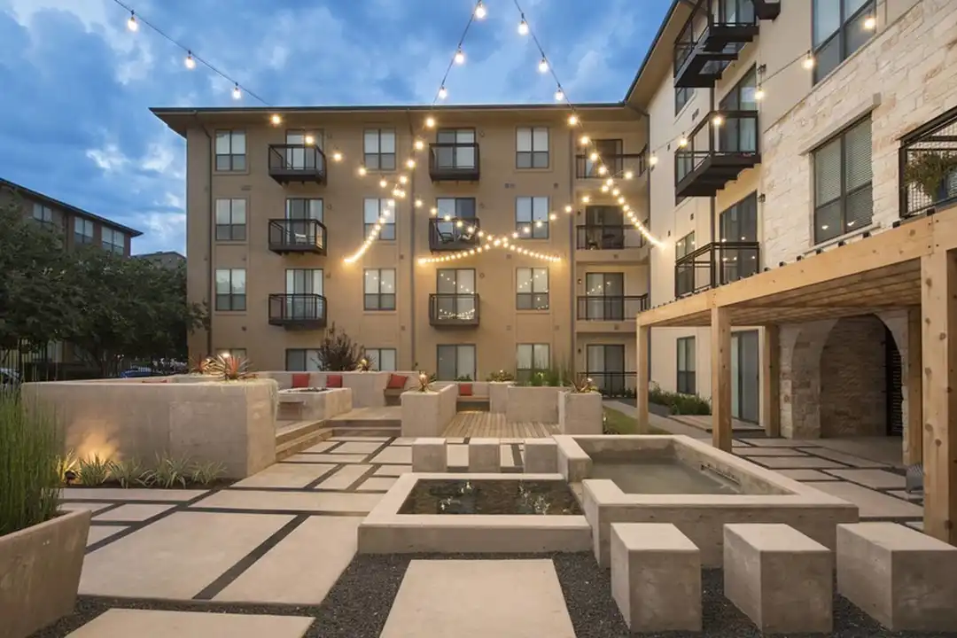 11416 Century Oaks Terrace - View 4