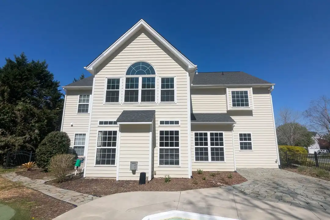 7894 Woodmere Dr - View 2