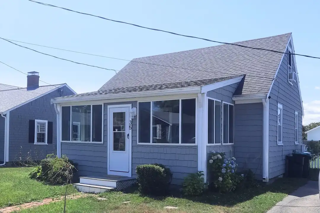 35 Everson Rd unit 35 – photo 1 of 7