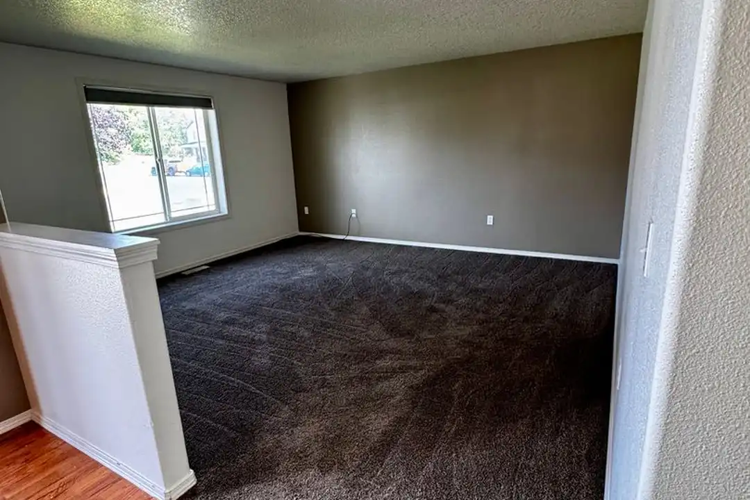 3401 W Mariner Ln - View 4
