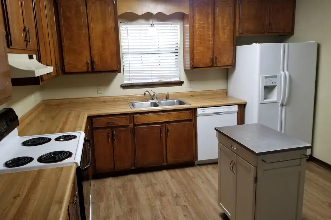 754 Silver Maple Dr - View 4