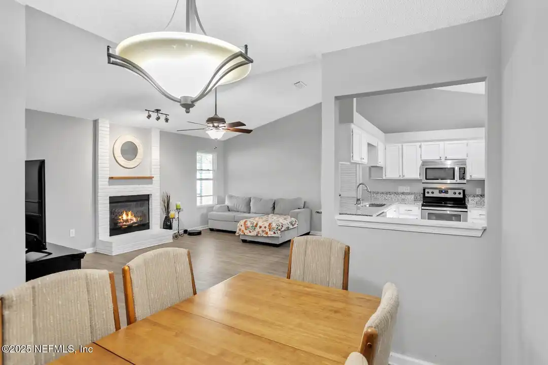3184 Ryans Ct - View 6
