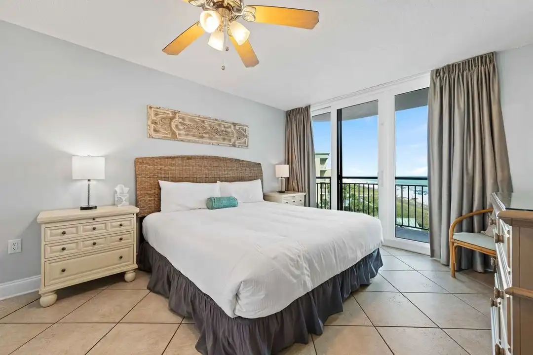 833 Santa Rosa Blvd unit 1502063P - More