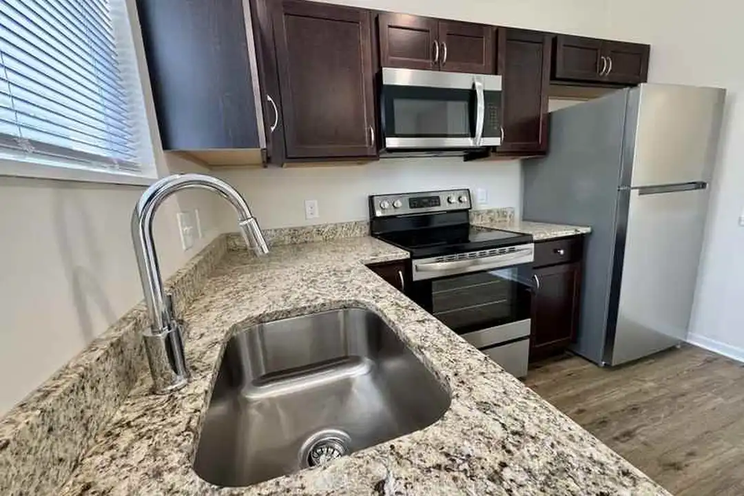 389 Abbeyville Rd – photo 1
