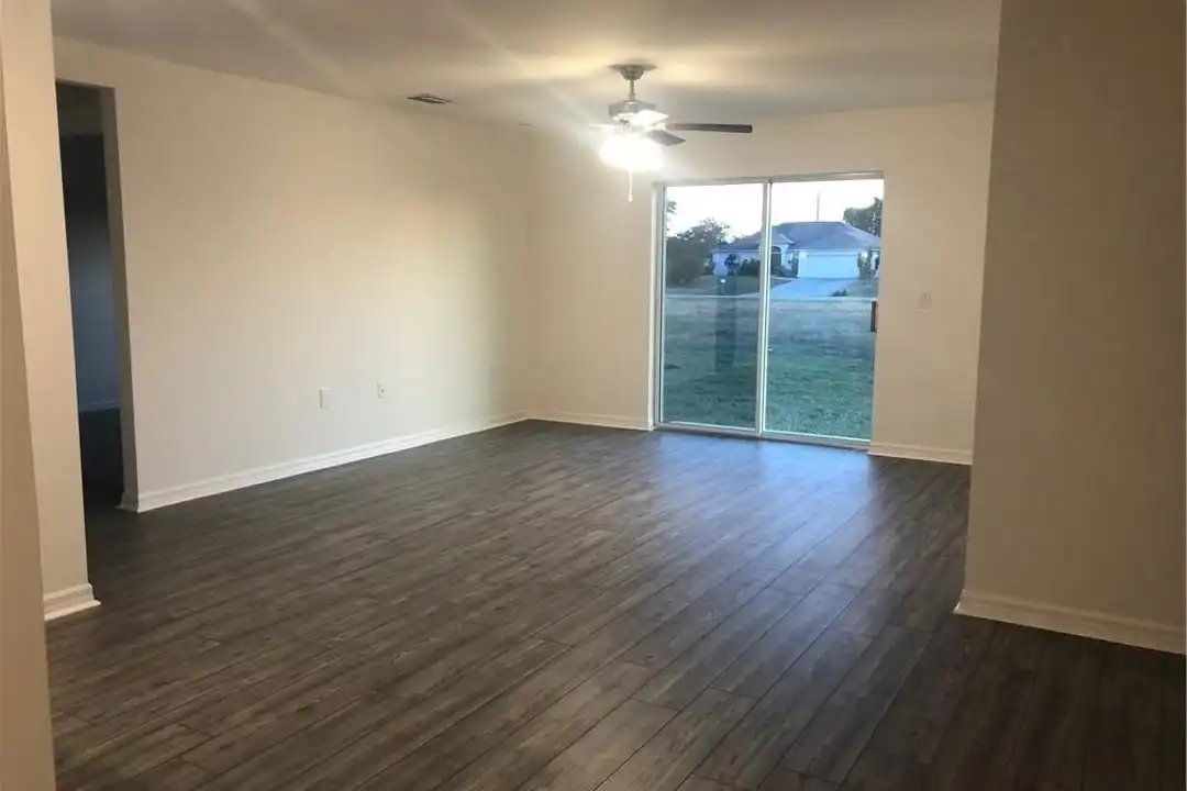 36 NW 26th St - View 2