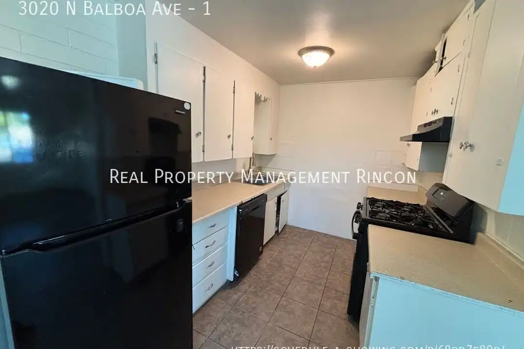 3020 N Balboa Ave - View 4