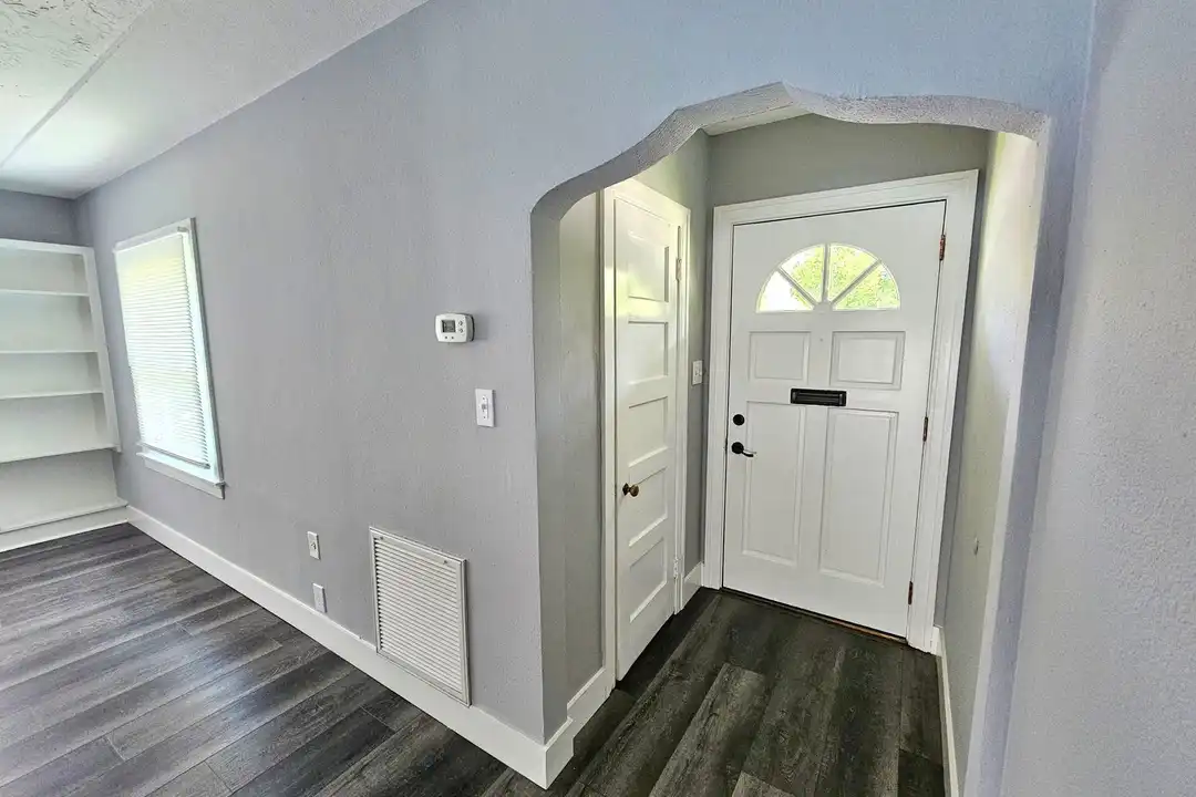 4934 17th Ave N - View 3