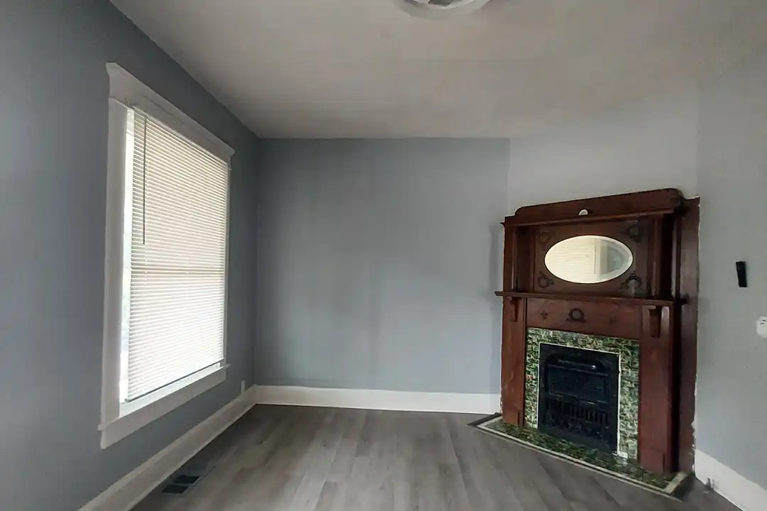 14 S Williams St – photo 1