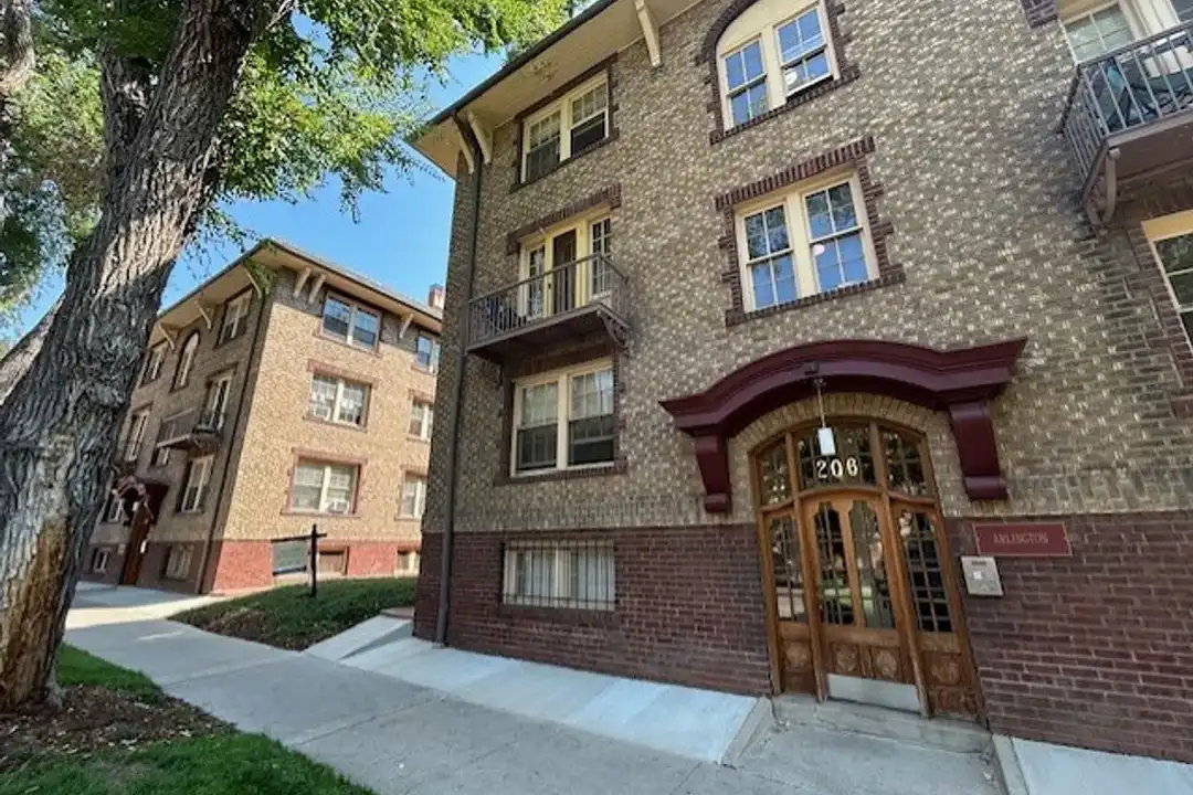 Arlington Apartments – pohled 5