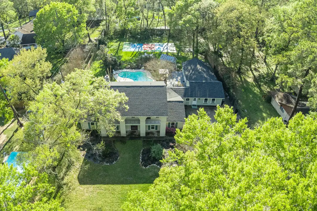 16811 Waycreek Rd - View 4