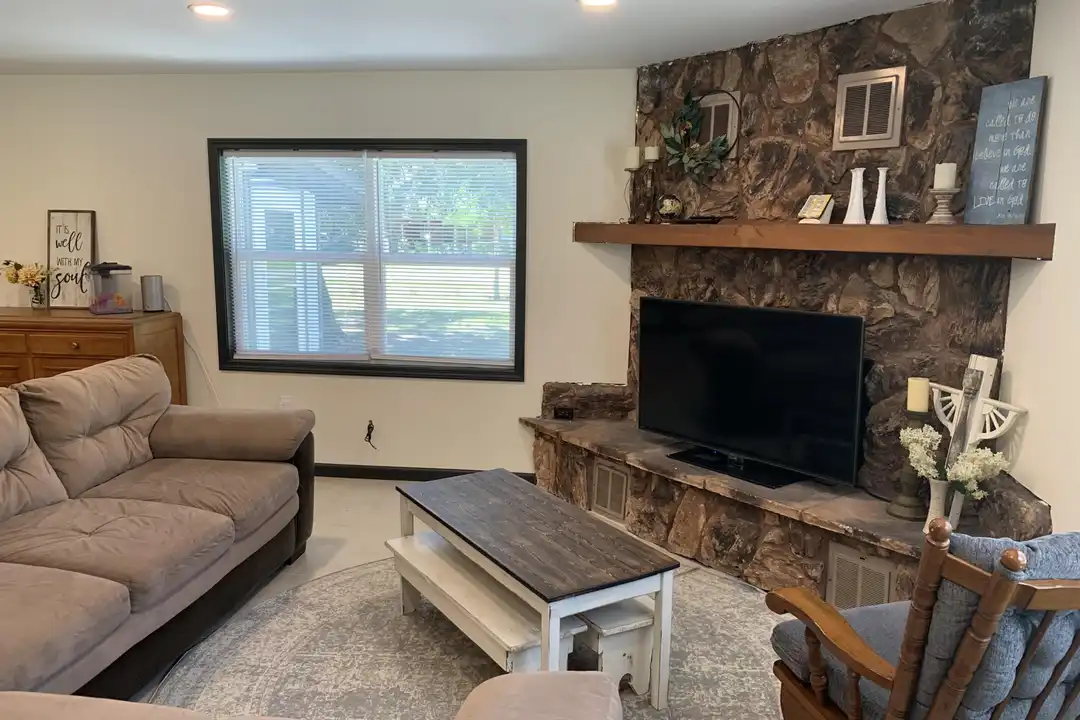263 Mississippi Ave - View 5