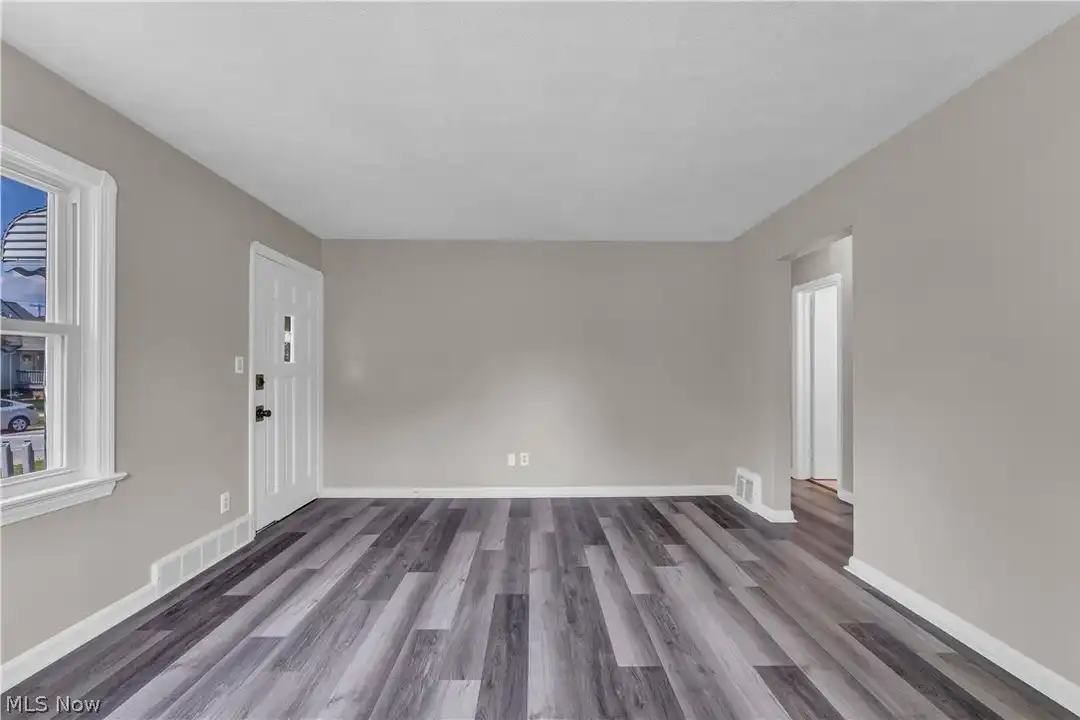 13702 Wainstead Ave – pohled 4