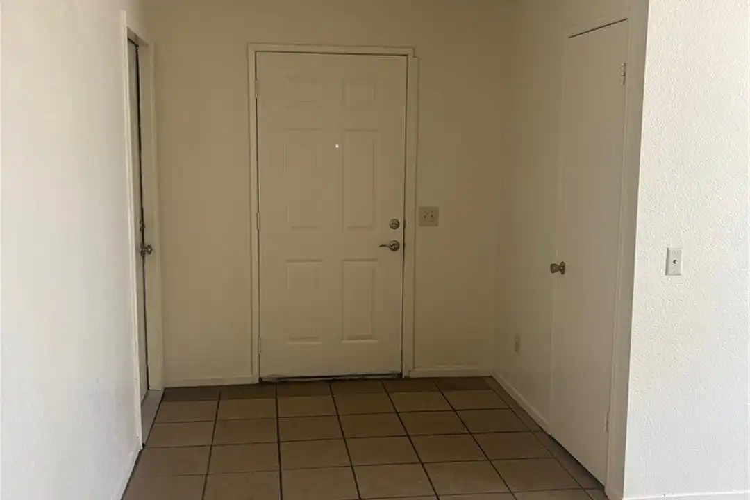 13685 Ocotillo Rd - View 2
