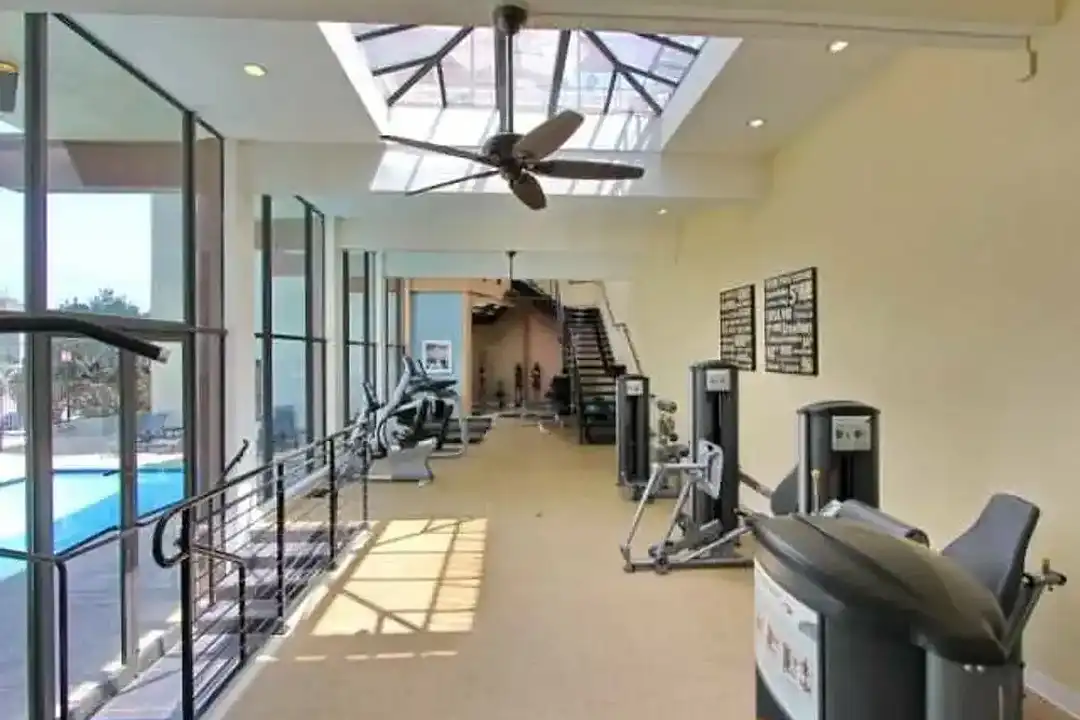 Azure Glendale - View 4