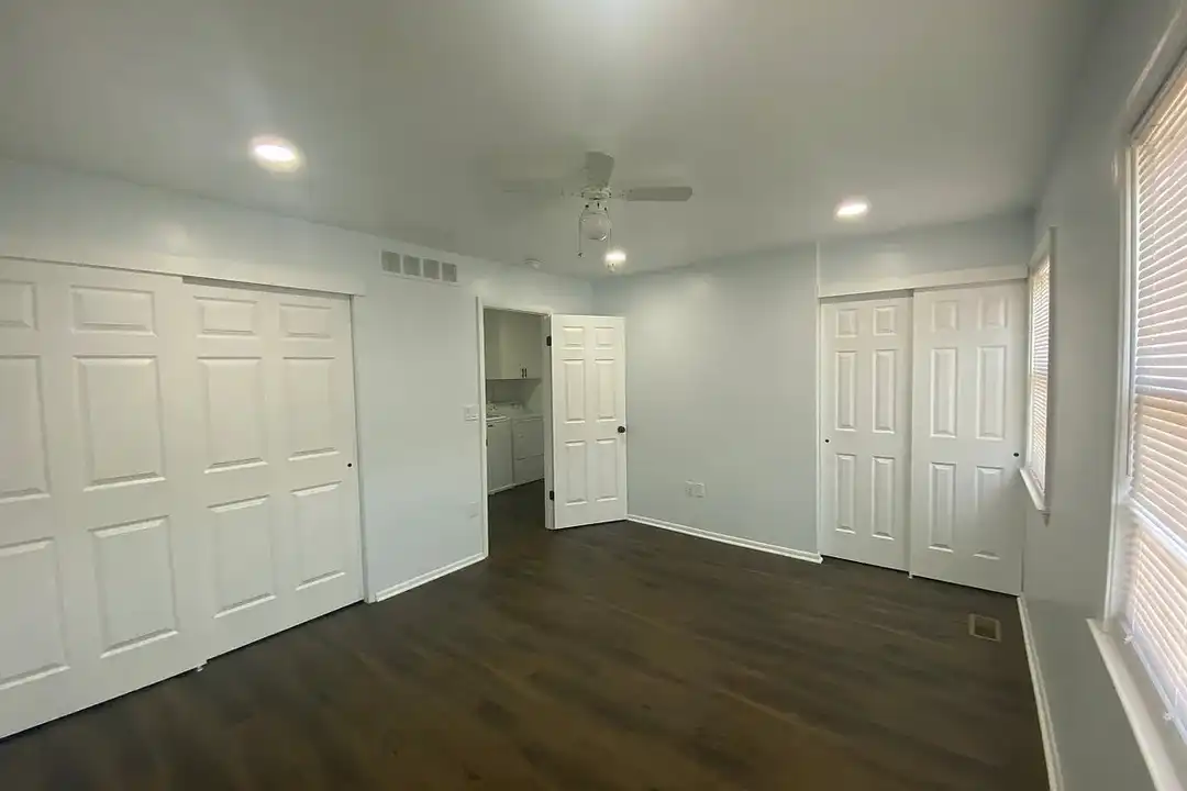 2225 Mulberry Ct - More