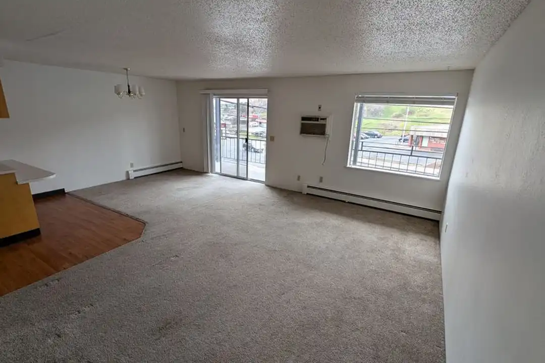 605 S Grand Ave unit F - View 3