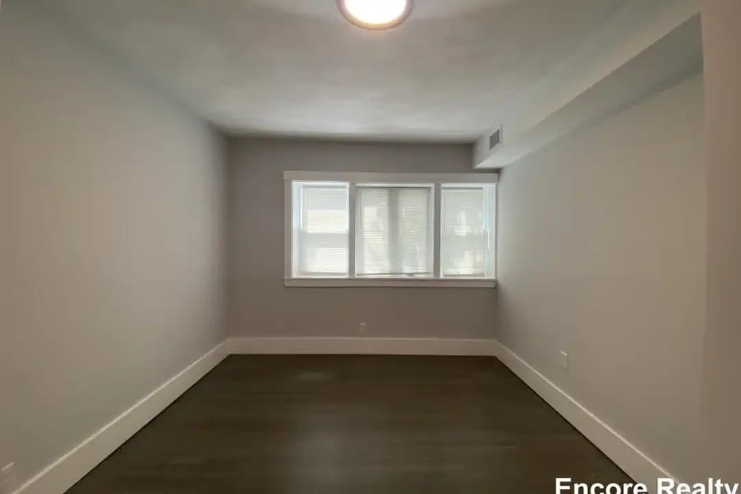 118 Marginal St - View 5