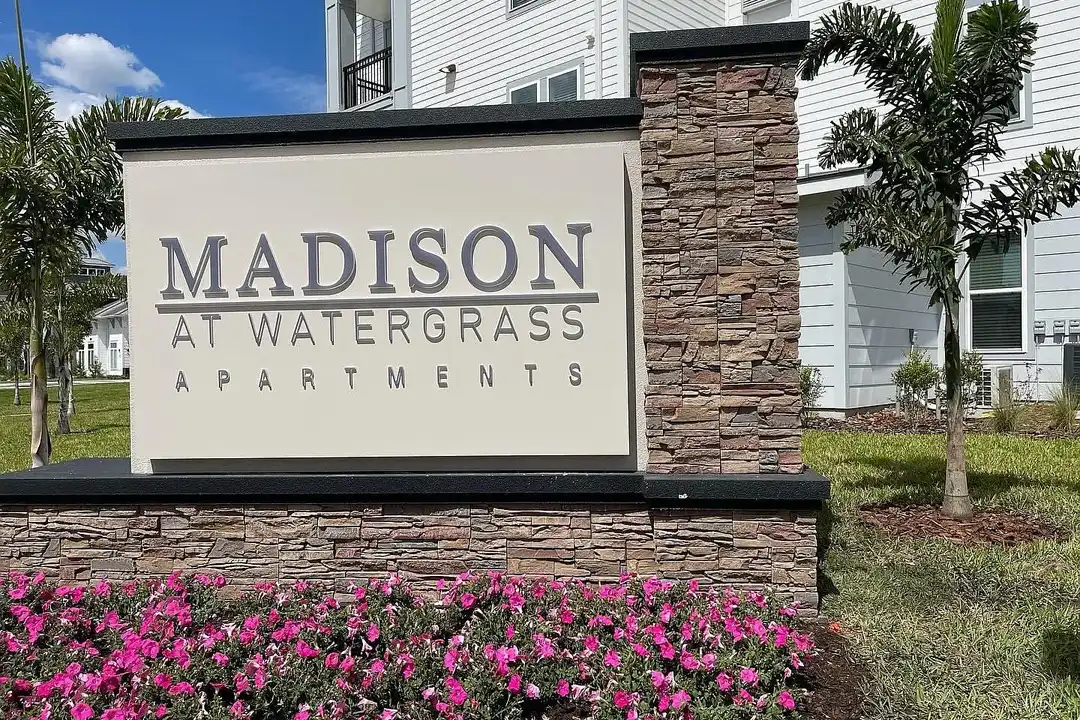 Madison Watergrass - View 2