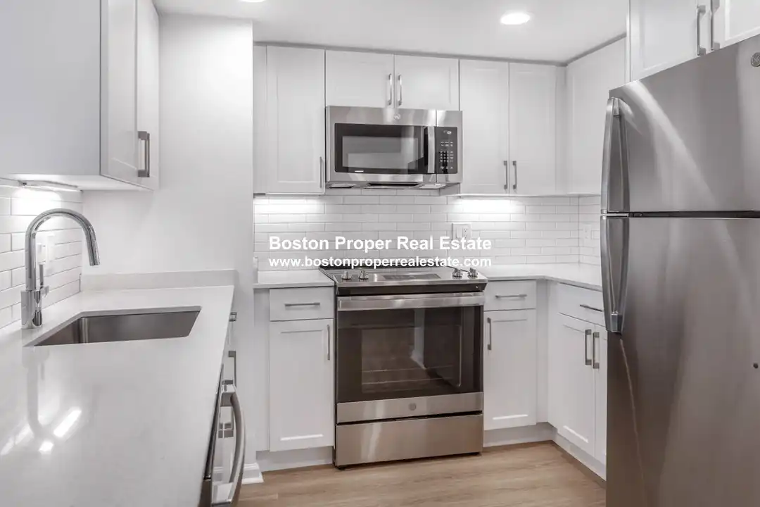72 Staniford St unit 2717 - View 2