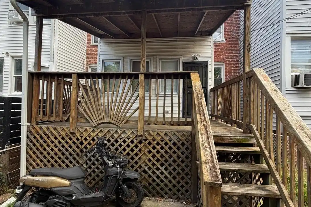 1919 16th St SE - View 4