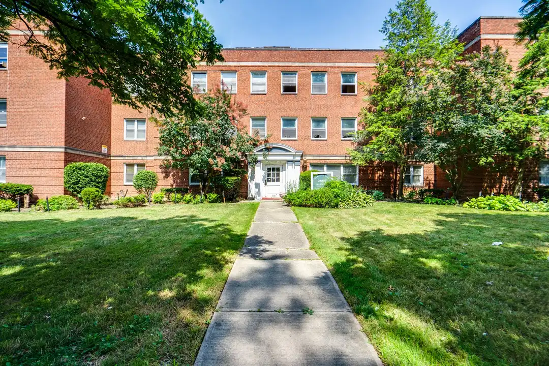 2885 Hampton Rd unit Hampton 103 – photo 1