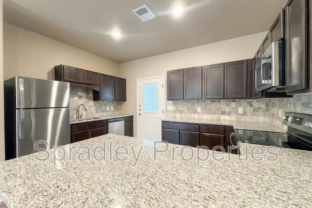 House in Belton - View 5