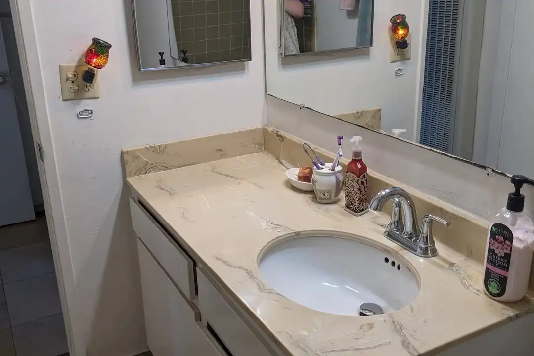 Apartment in Santa Monica - View 4