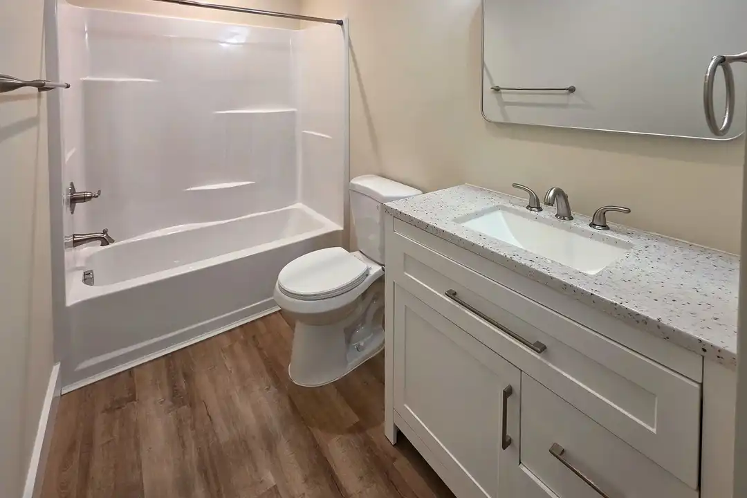 1422 Nolan Ave - View 4