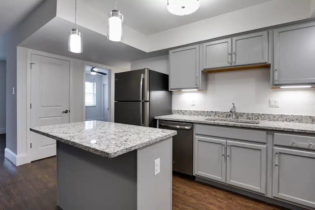 631 Broadmoor Dr unit 631 Unit C - View 4