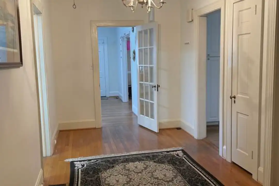 1007 E 3rd St - View 3