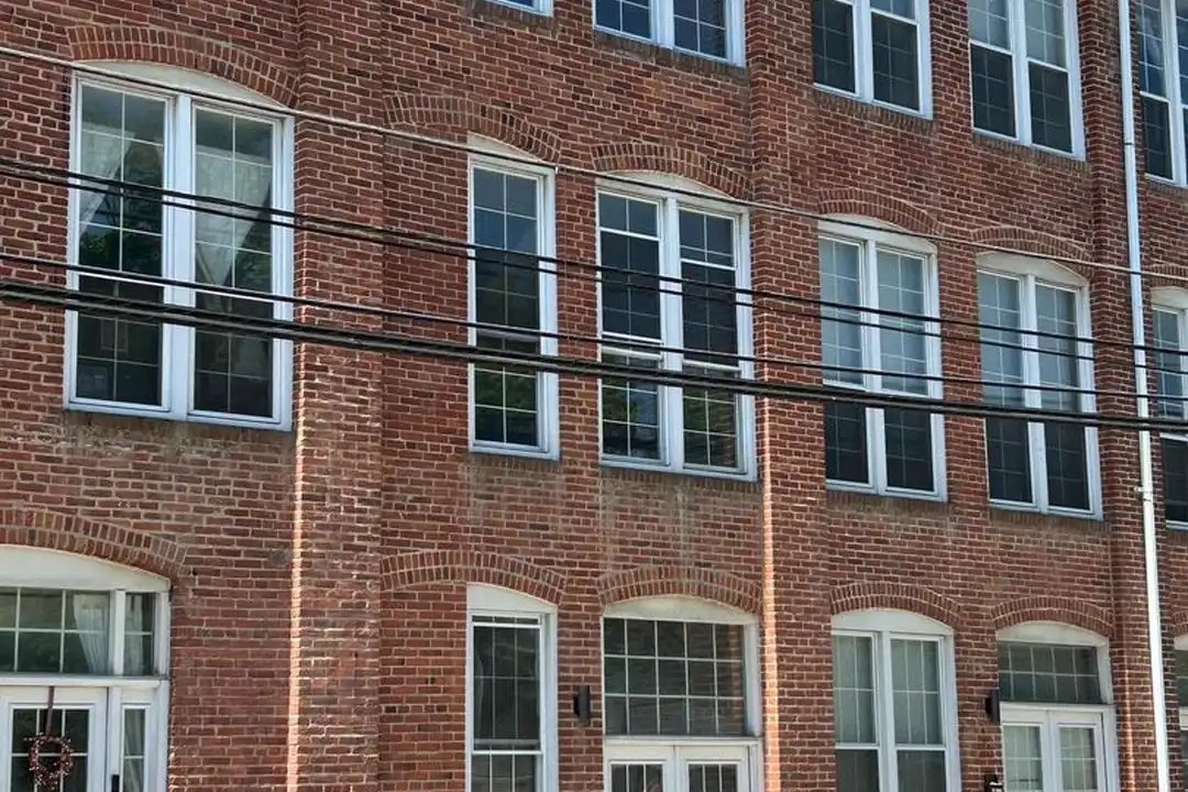 47 Baltimore St unit G – photo 1 of 11