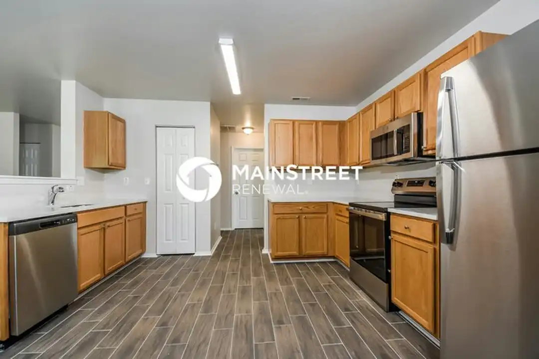 House in Kernersville - More