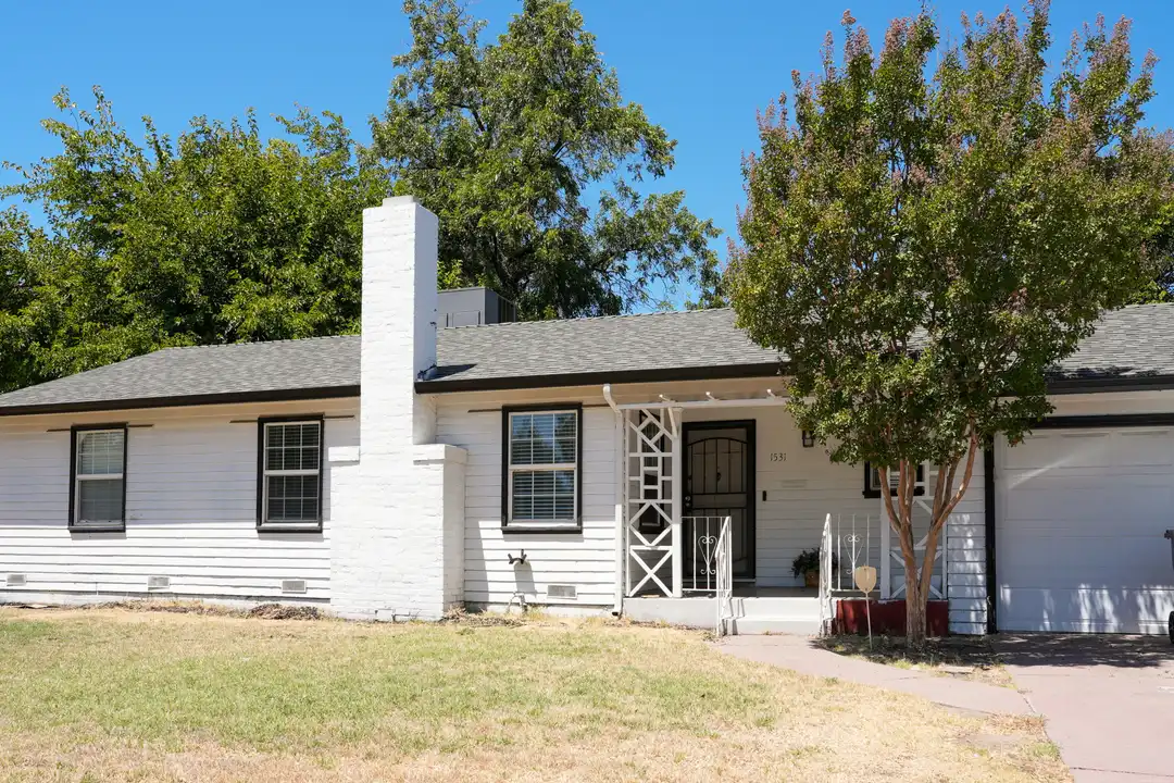 1531 W Mendocino Ave – photo 1